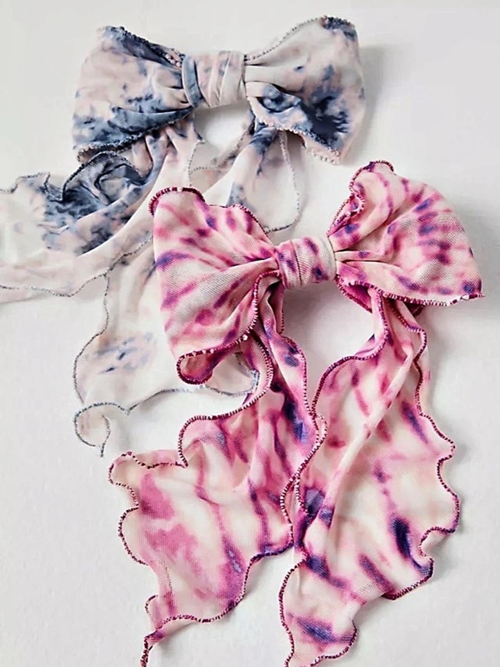 Free People Thea Bow Tie-Dye Hair Bow Pink & Blue X 1 Piece